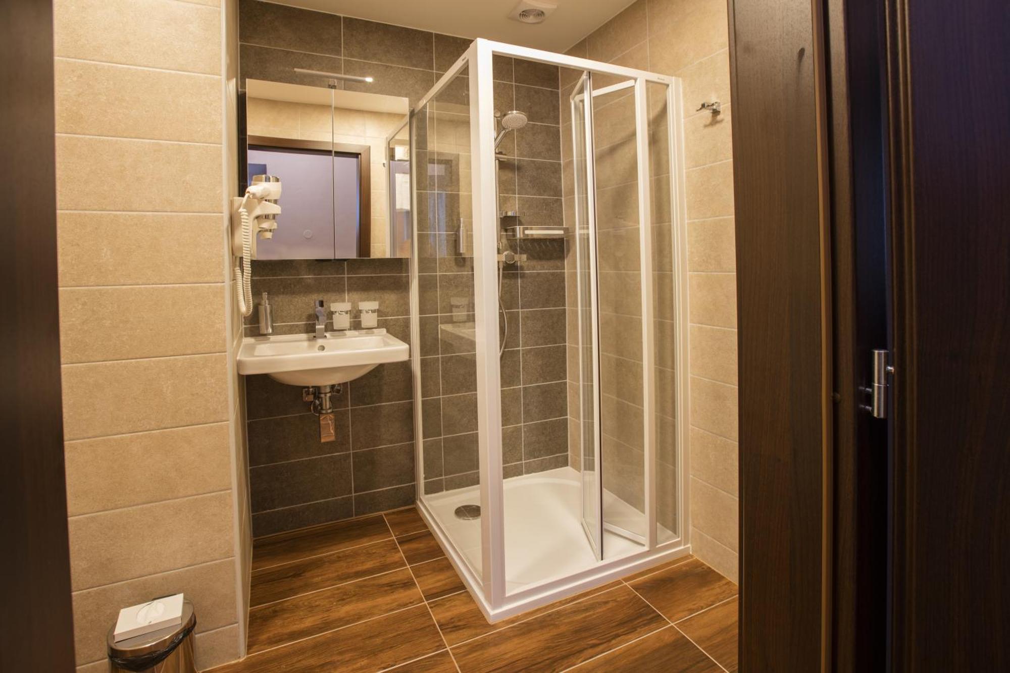 Hotel Bellevue Tlapak Poděbrady Rom bilde