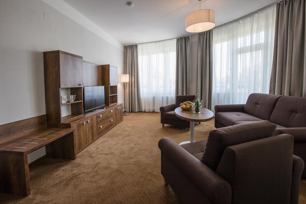 Hotel Bellevue Tlapak Poděbrady Eksteriør bilde