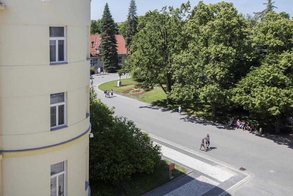 Hotel Bellevue Tlapak Poděbrady Eksteriør bilde