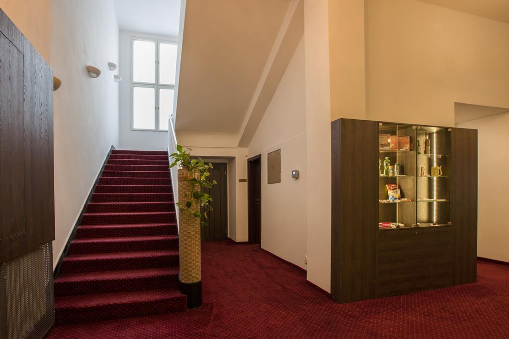 Hotel Bellevue Tlapak Poděbrady Eksteriør bilde